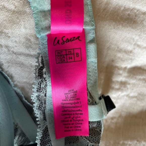 Lasenza Bra - Picture 3 of 4